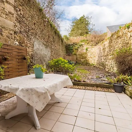 Maison Authentique Au Bord Du Trieux A * Guingamp
